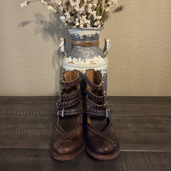 Freebird by Steven "Felicity", Size 8 - Picture 4 of 9